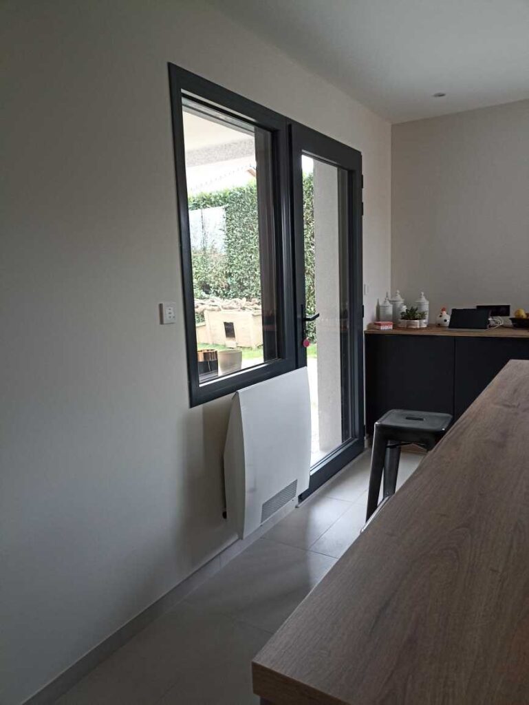 Fenêtres PVC et aluminium en rénovation dans l’Ain