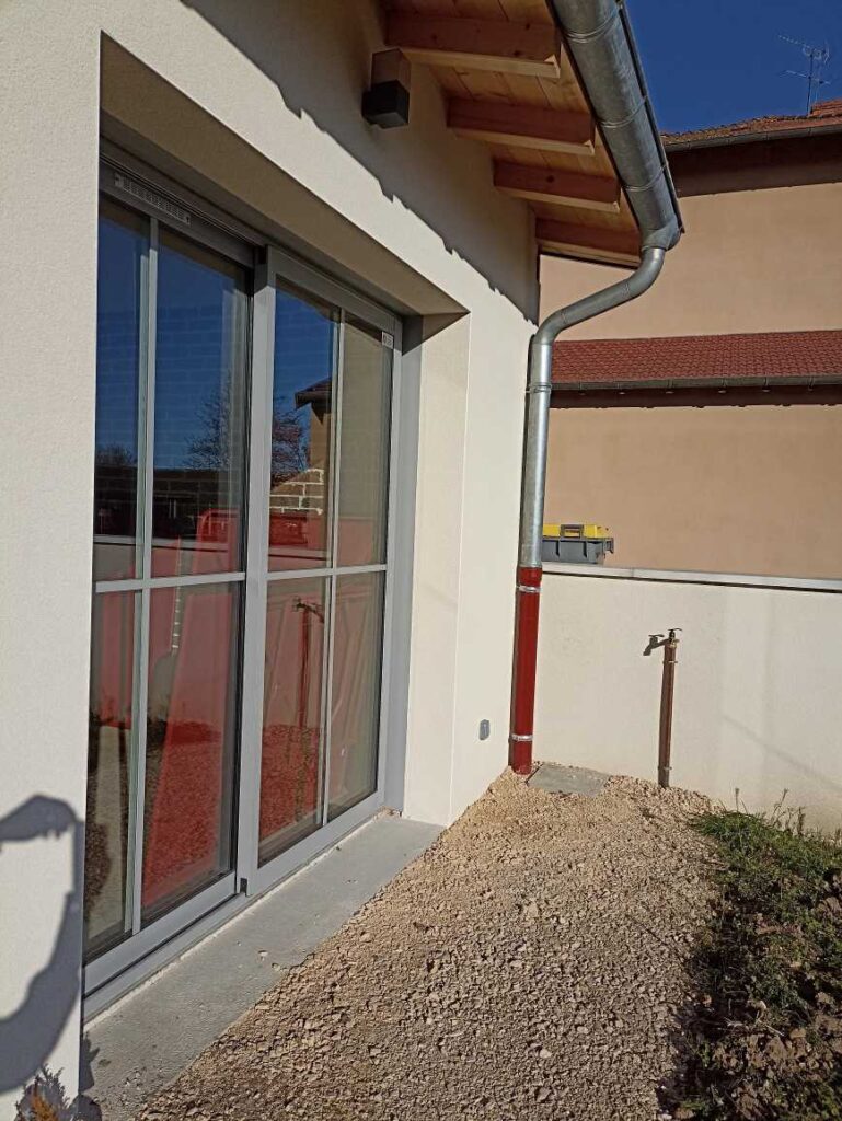 Fenêtres PVC et aluminium en rénovation dans l’Ain