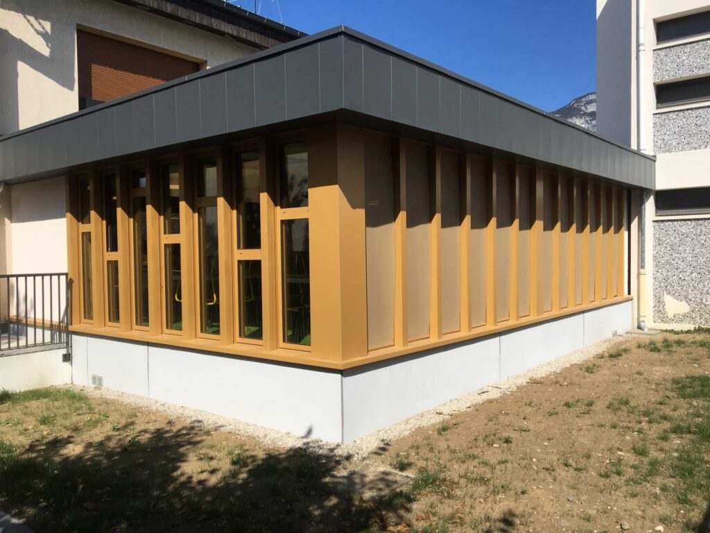 Fenêtres PVC et aluminium en rénovation dans l’Ain