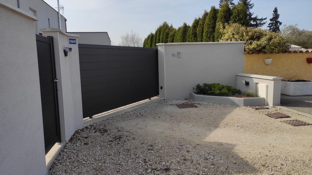 Portes de garage sur mesure dans l’Ain