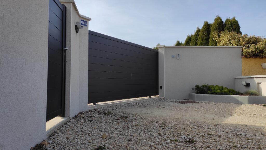 Portes de garage sur mesure dans l’Ain
