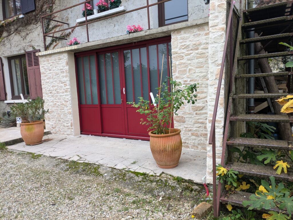 Portes de garage sur mesure dans l’Ain