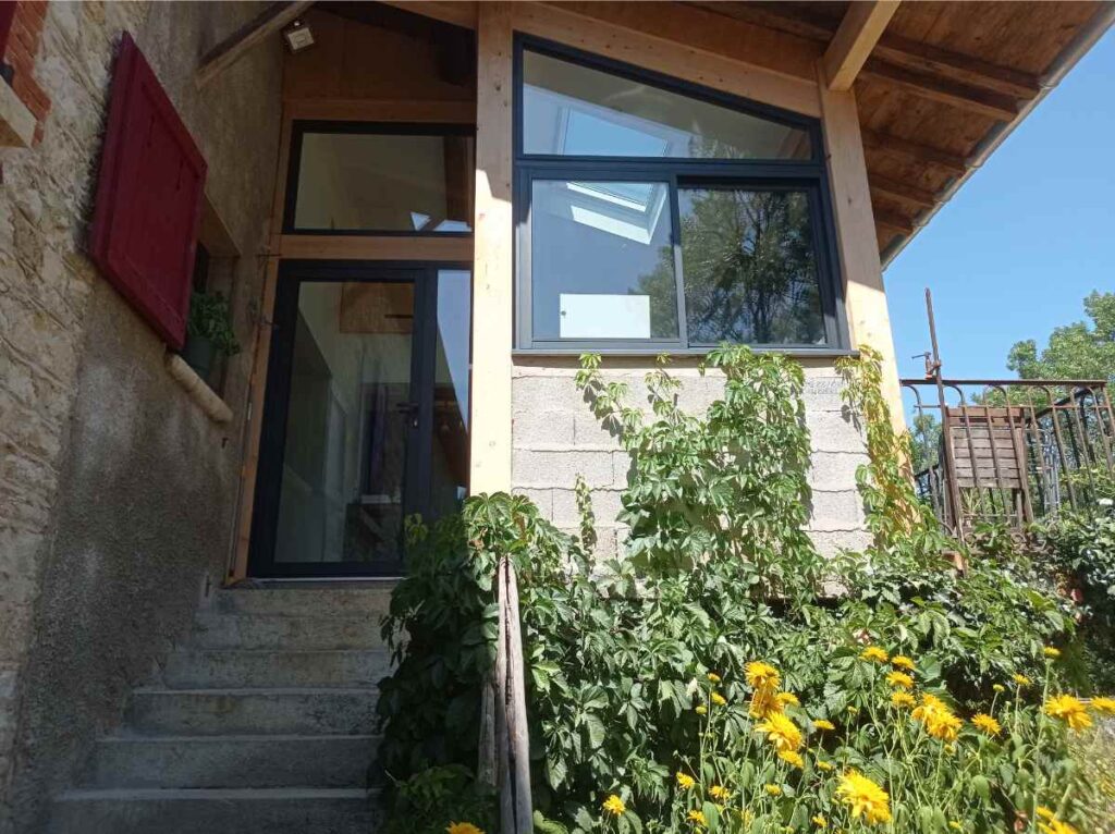 Portes d’entrée sur mesure dans l’Ain